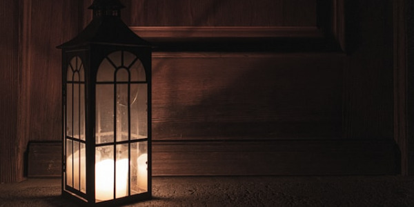 Stwórz przytulny klimat w domu i na tarasie z lampionami i latarenkami