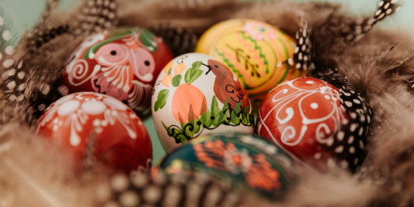 Jak ciekawie ozdobić jajka na Wielkanoc?